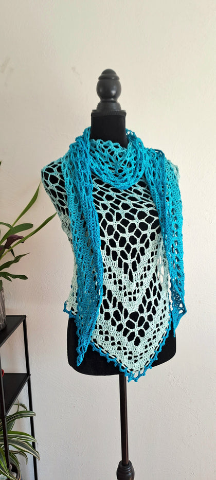 Waiting for the summer crochet shawl