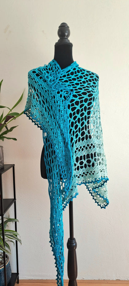 Waiting for the summer crochet shawl