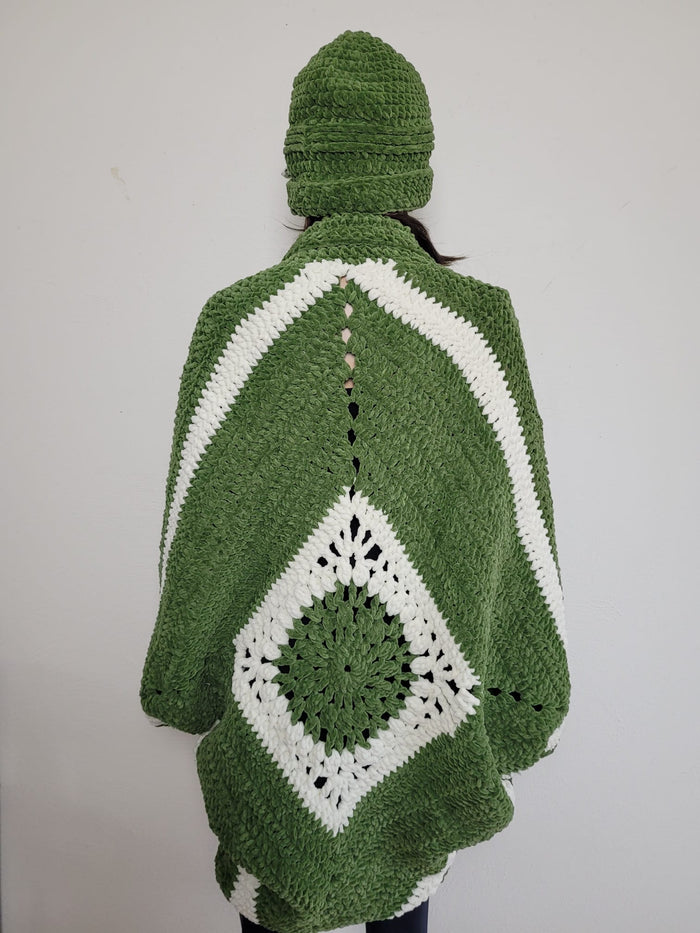 Velvety Green Shrug