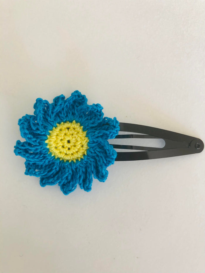 Blue flower hair pin