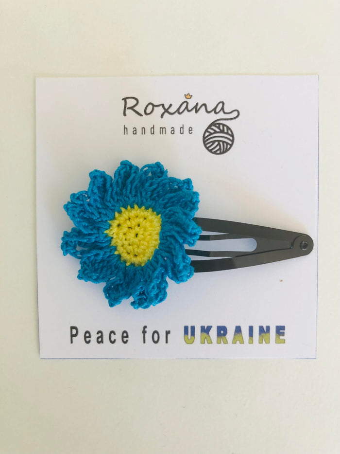 Blue flower hair pin