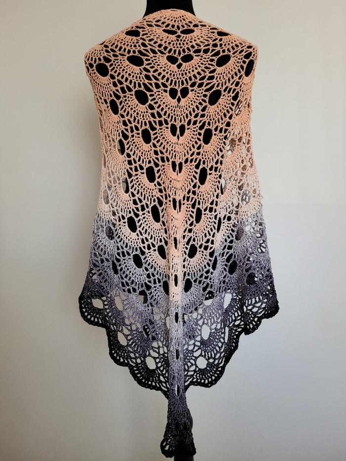 Lady crochet shawl