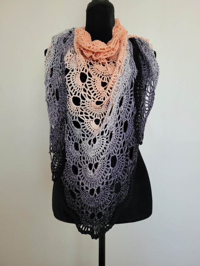 Lady crochet shawl