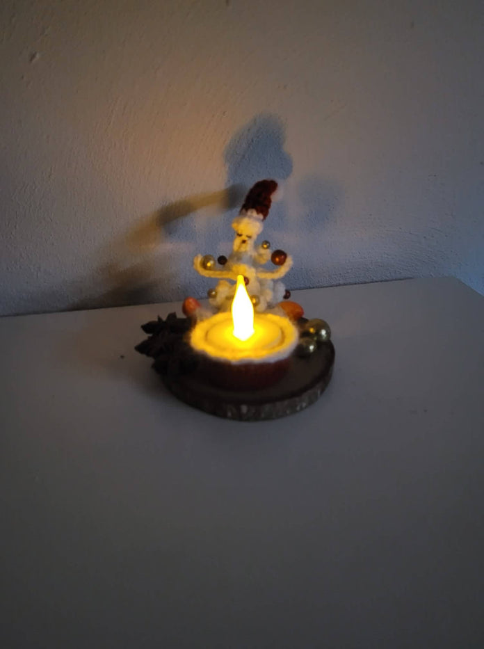 Yoga Christmas tree (with light)